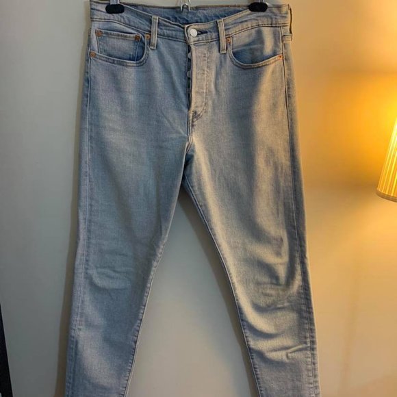 Levi 501's - Picture 1 of 2